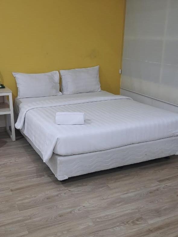 Catania Inn Palembang Exteriér fotografie